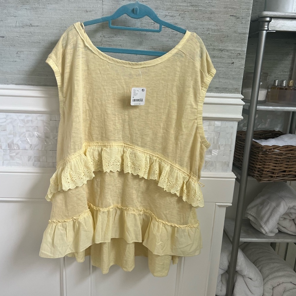 NWT new FREE PEOPLE Claire Tee medium reed yellow ruffle eyelet oversized - Picture 4 of 16